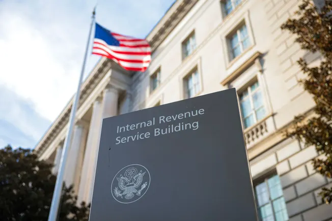 federal-scholarship-tax-credit-program-sparks-widespread-state-interest-amidst-fierce-debate-over-public-education-funding