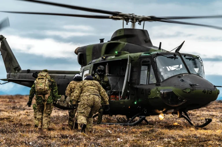 the-aurora-borealis-a-dazzling-spectacle-with-growing-national-security-implications