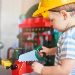 the-digital-age-dilemma-does-childhood-screen-time-and-overscheduling-stifle-imagination