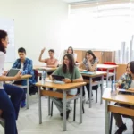 ai-integration-in-education-faces-uneven-guidance-and-exacerbates-teacher-burnout