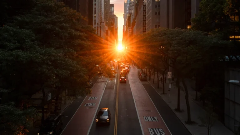 manhattanhenge-2024-and-the-science-of-urban-solar-alignments