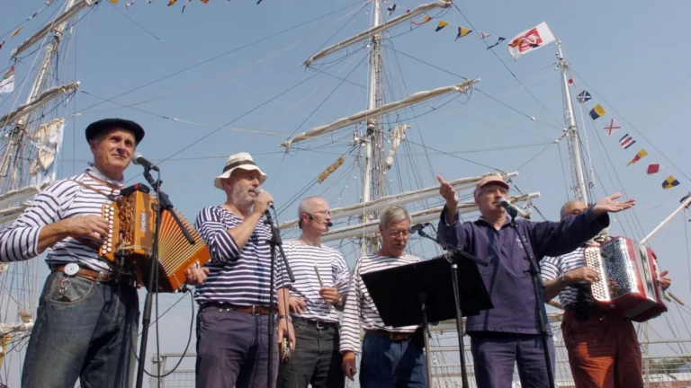 the-science-of-the-sea-shanty-how-rhythmic-work-songs-prevent-joint-rushing-and-enhance-group-coordination
