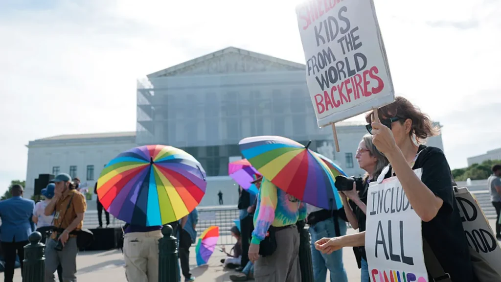 the-trevor-project-report-reveals-alarming-rates-of-bullying-and-suicide-attempts-among-lgbtq-youth