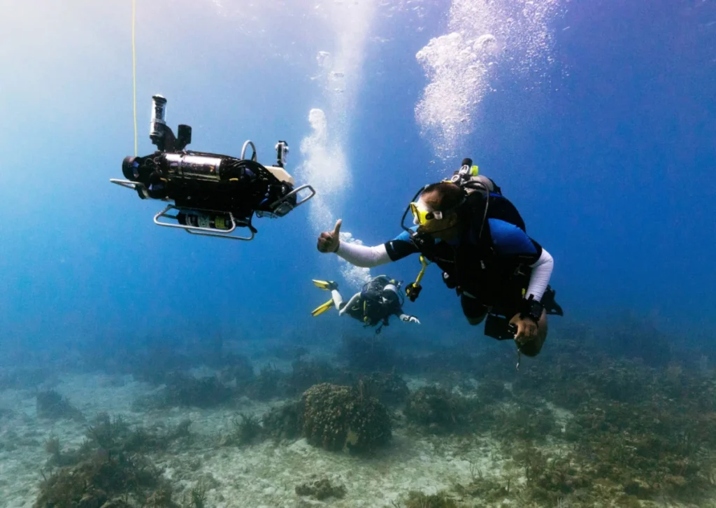 woods-hole-oceanographic-institution-unveils-curee-autonomous-robot-for-real-time-coral-reef-biodiversity-monitoring-and-ecosystem-exploration