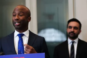new-york-city-public-schools-signals-shift-in-ai-policy-amidst-growing-concerns-over-student-data-privacy-and-educational-impact