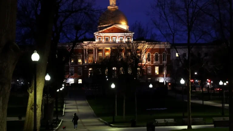 massachusetts-embraces-science-of-reading-with-new-legislation-experts-caution-on-implementation-timeline