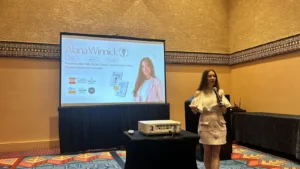 navigating-the-digital-divide-experts-advocate-for-digital-wellness-over-outright-tech-bans-in-k-12-education