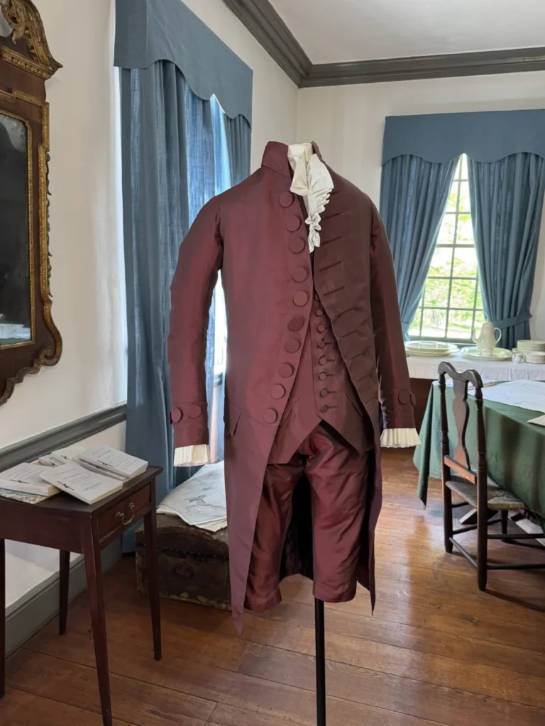 the-science-of-history-how-mass-spectrometry-revealed-george-washingtons-true-plum-colored-inauguration-suit