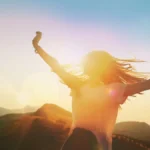 the-science-of-well-being-why-our-instincts-about-happiness-often-lead-us-astray