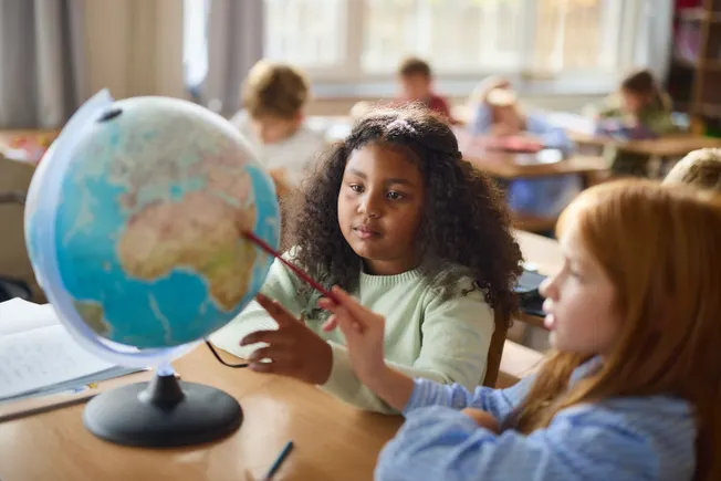 beyond-the-blue-dot-why-modern-geography-education-matters-more-than-ever-in-a-gps-driven-world