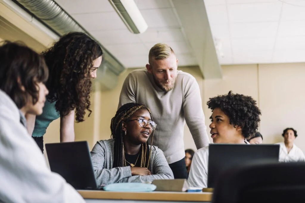 microsoft-outlines-five-point-framework-to-guide-artificial-intelligence-integration-in-global-educational-institutions