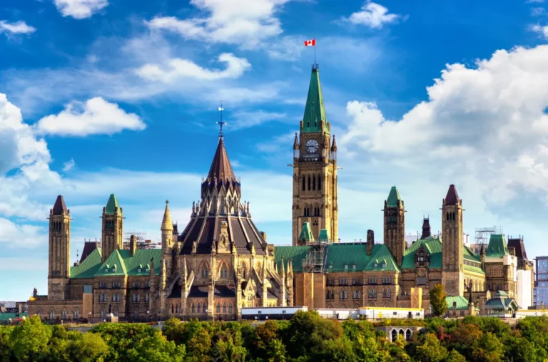liberal-government-rejects-proposal-to-restrict-international-student-permits-from-high-asylum-claim-nations-citing-constitutional-barriers