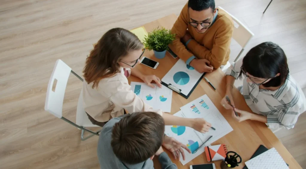 navigating-the-modern-workforce-five-critical-development-trends-redefining-corporate-learning-ecosystems
