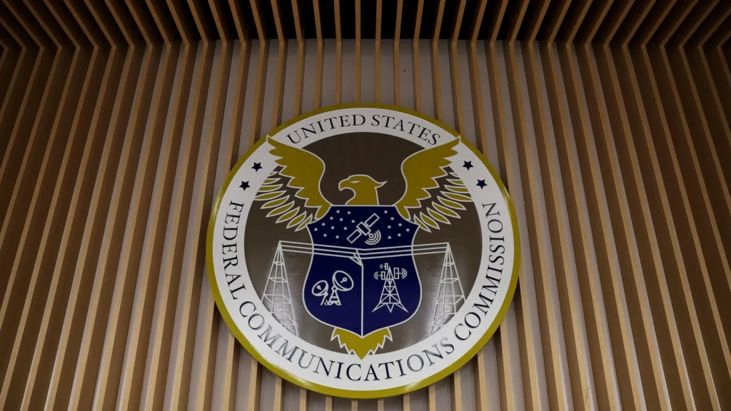 school-leaders-nationwide-urge-fcc-to-preserve-e-rate-program-amid-overhaul-proposal